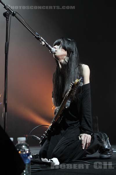 BO NINGEN - 2010-06-04 - PARIS - Espace Charlie Parker - Grande Halle - 